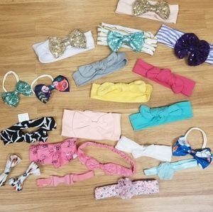 Bows! Lot of over 20 bows!